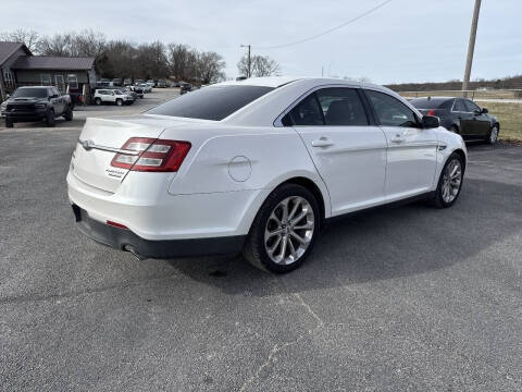 2017 Ford Taurus Limited