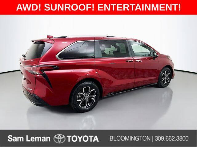 2025 Toyota Sienna Platinum 7-Passenger