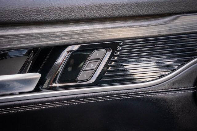 2023 Jeep Wagoneer L Series II