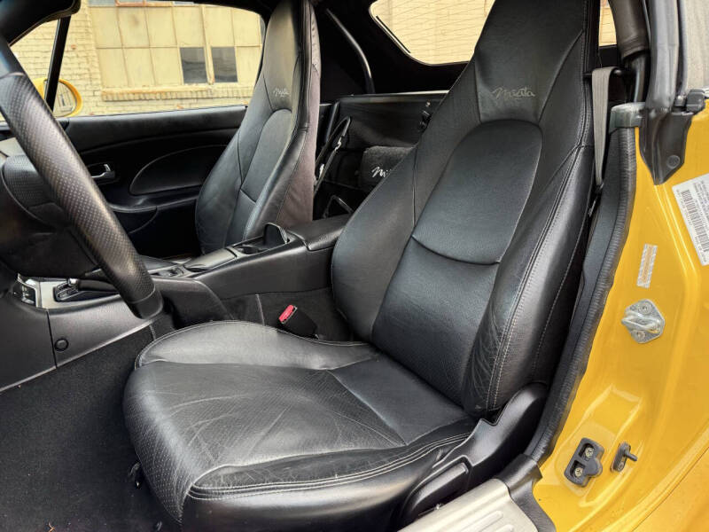 2002 Mazda MX-5 Miata SE