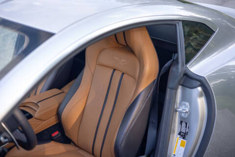 2023 Aston Martin Vantage