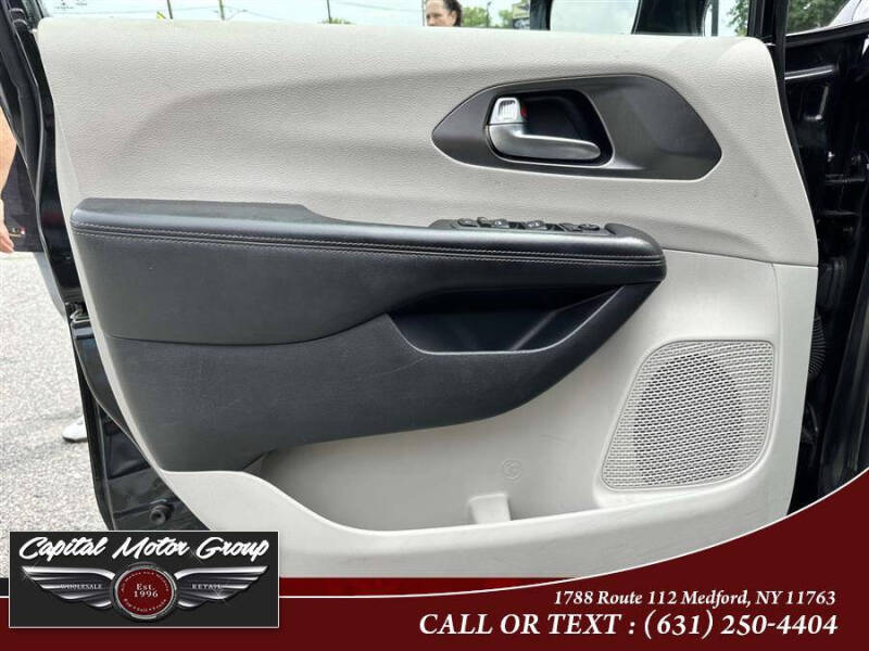 2020 Chrysler Pacifica Touring