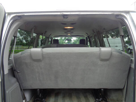 2011 Ford E-Series E-350 SD XLT