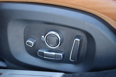 2016 Jaguar XJ R-Sport