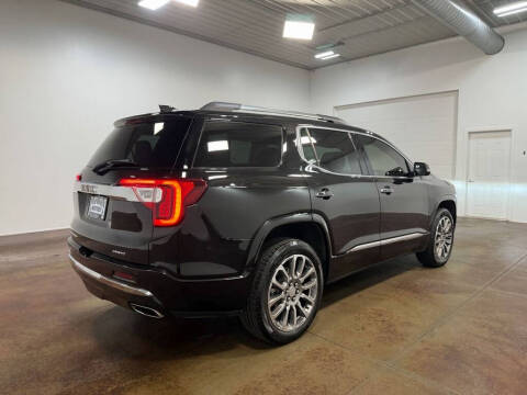 2022 GMC Acadia Denali