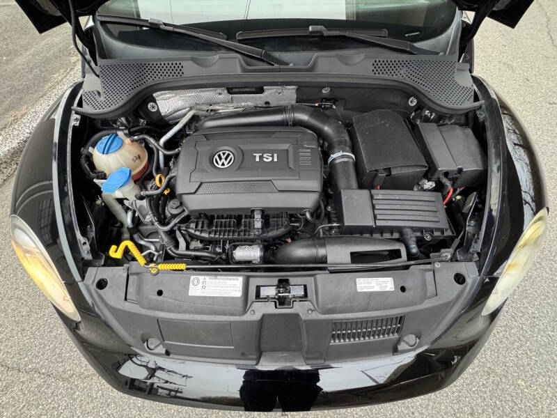 2015 Volkswagen Beetle 1.8T Classic PZEV