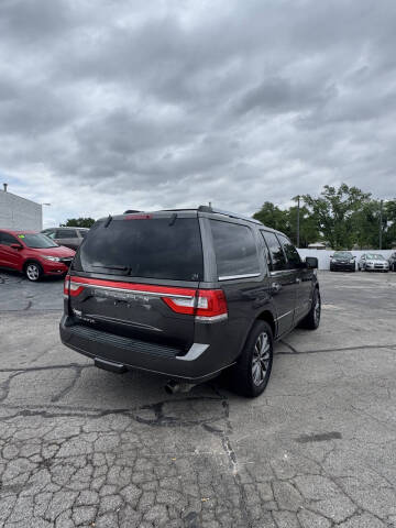 2017 Lincoln Navigator Select