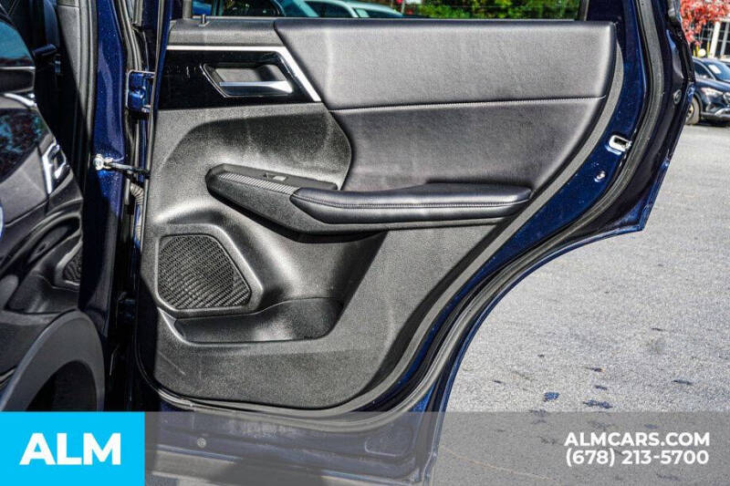 2023 Mitsubishi Outlander SE