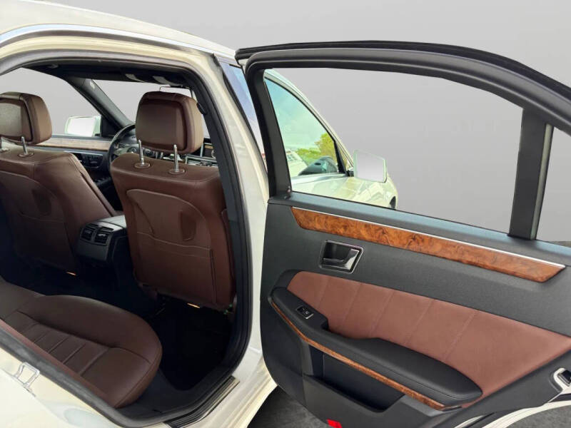 2011 Mercedes-Benz E-Class
