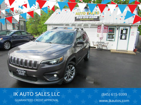 2019 Jeep Cherokee for sale at IK AUTO SALES LLC in Goshen NY