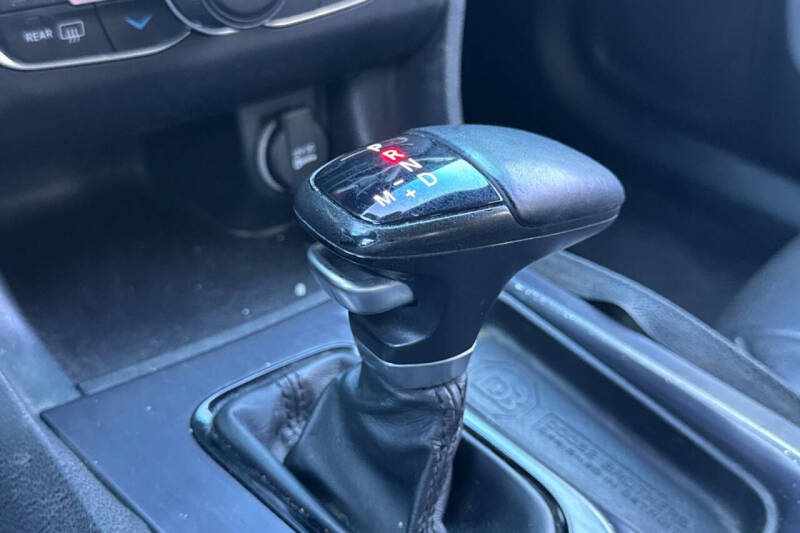 2017 Dodge Charger SE