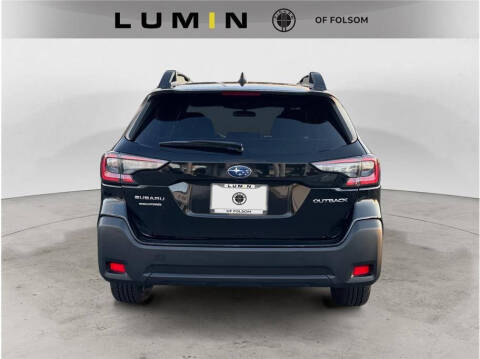 2023 Subaru Outback Premium