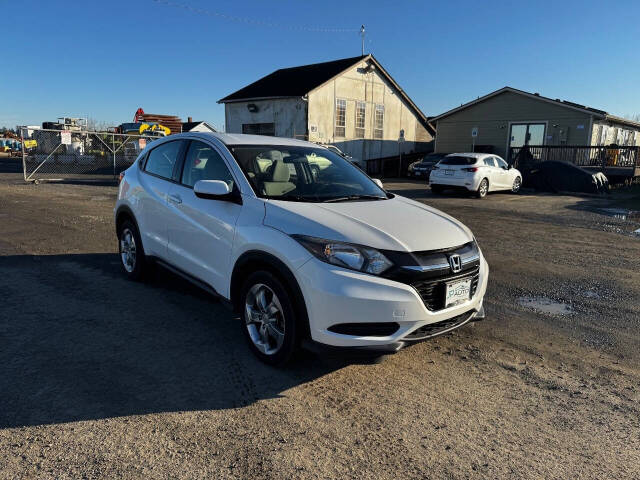2018 Honda HR-V LX's photo