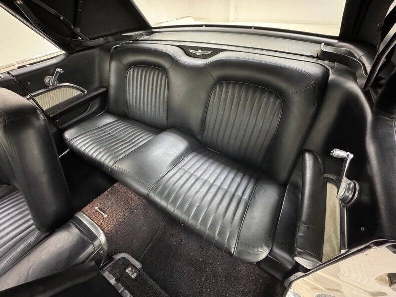 1961 Ford Thunderbird