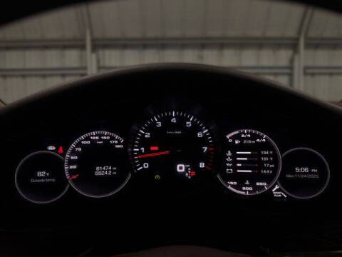 2018 Porsche Panamera 4