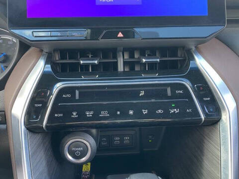 2023 Toyota Venza XLE