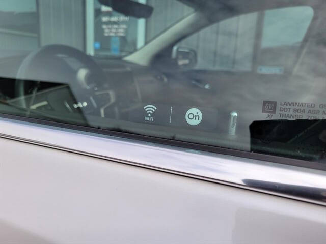 2020 GMC Acadia Denali