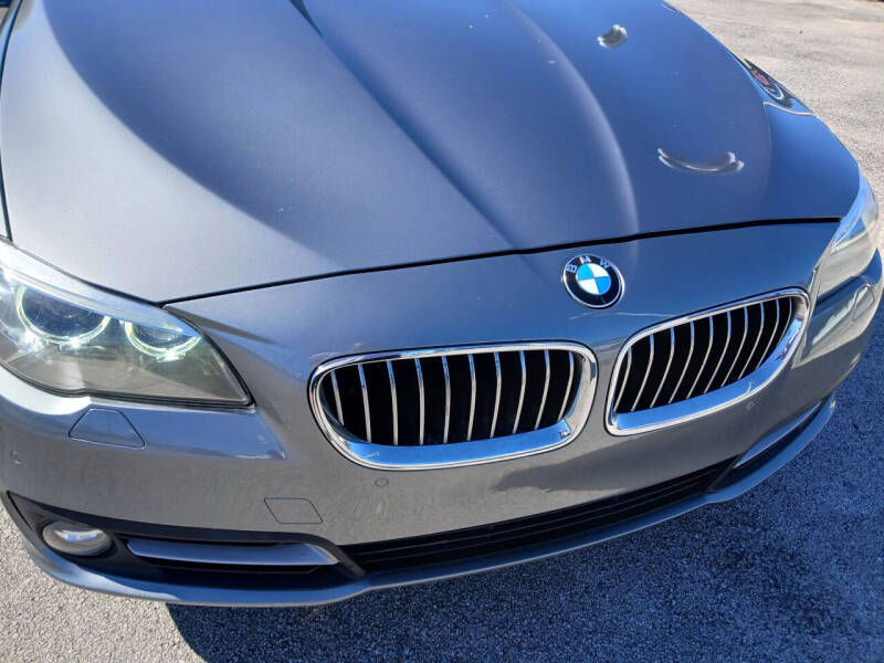 2016 BMW 5 Series 528i