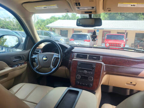 2014 Chevrolet Suburban LT