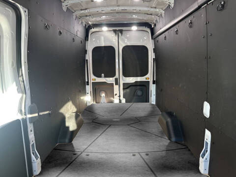 2025 Ford Transit 250