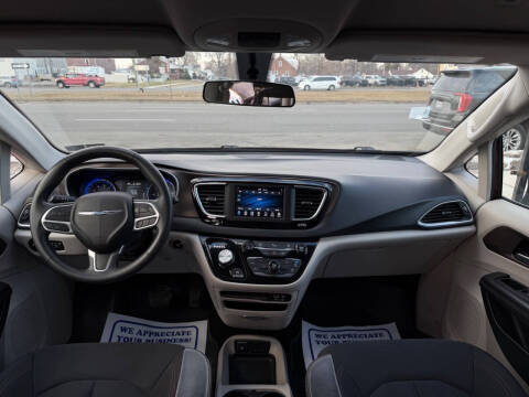 2018 Chrysler Pacifica LX