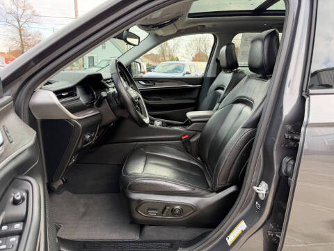 2022 Jeep Grand Cherokee Limited