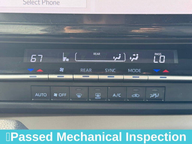 2021 Toyota Sienna LE 8-Passenger