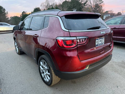 2022 Jeep Compass Latitude Lux