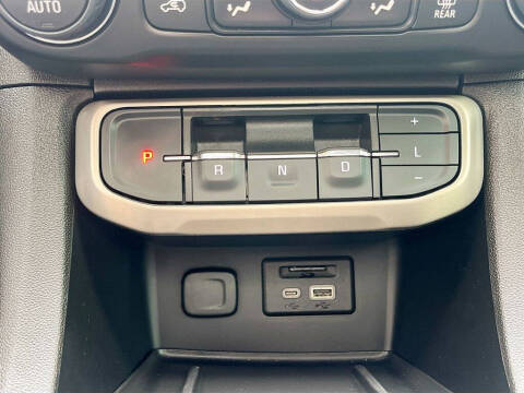 2022 GMC Acadia Denali