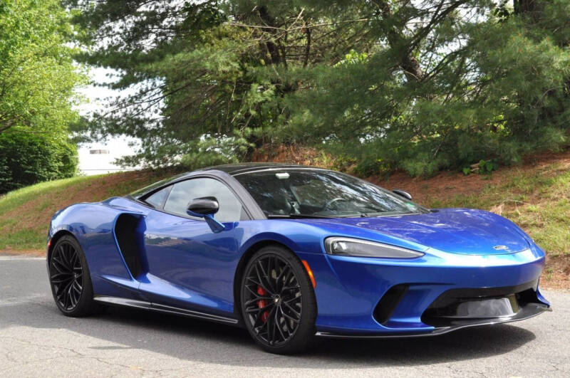 2022 McLaren GT