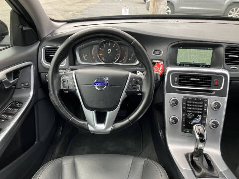 2017 Volvo S60 T5 Dynamic