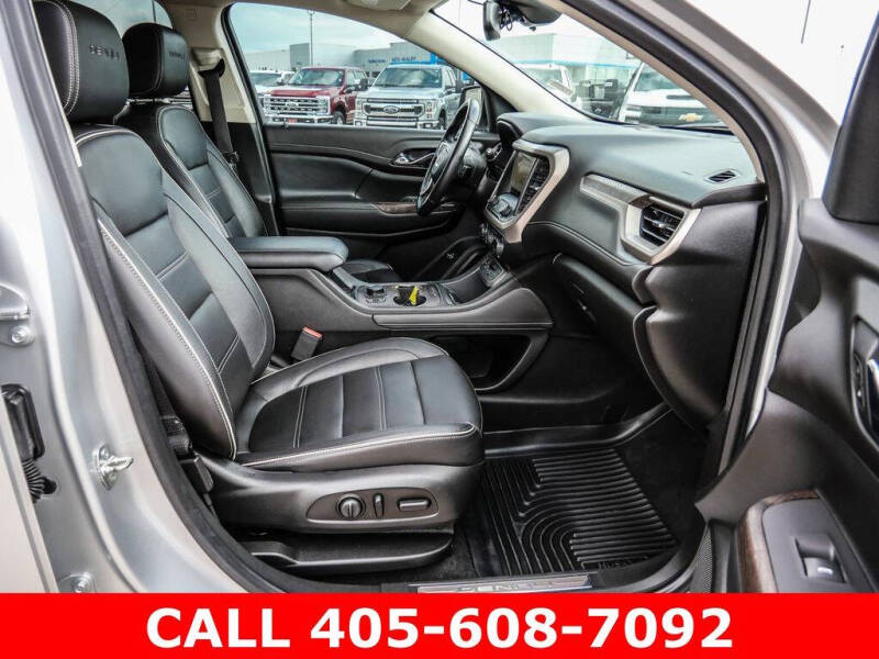 2020 GMC Acadia Denali