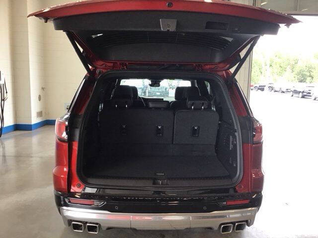 2025 GMC Acadia Denali