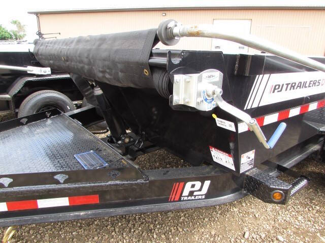 2027 PJ 14FT DUMP