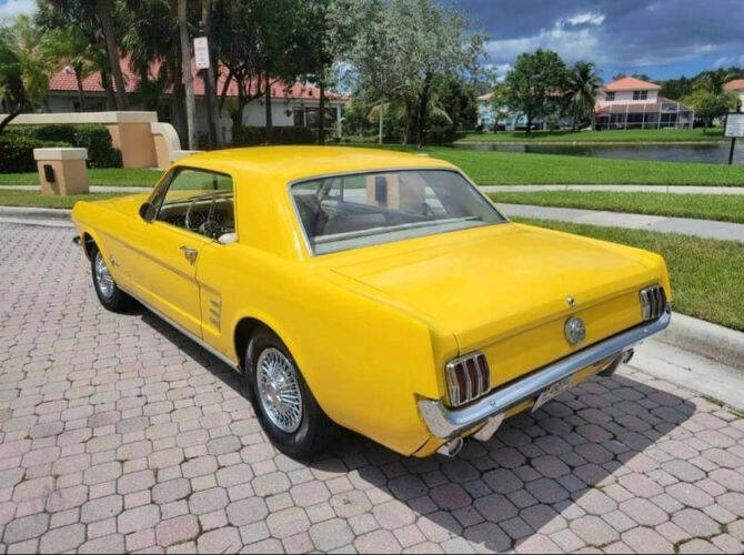 1966 Ford Mustang