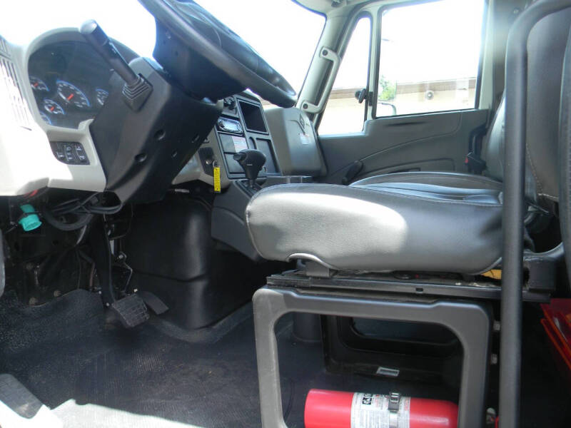 2017 International DuraStar 4300