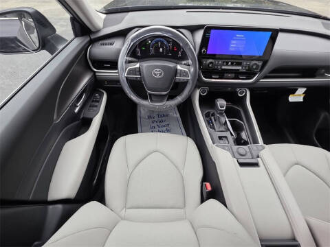 2026 Toyota Grand Highlander Hybrid XLE