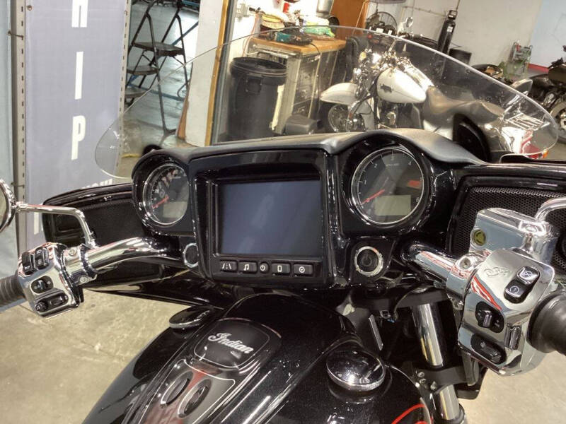 2018 Indian Motorcycle® Chieftain® Limited ABS Th