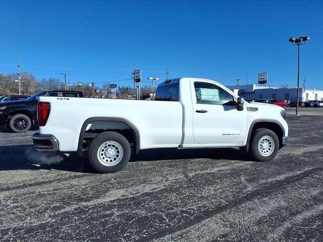 2025 GMC Sierra 1500 Pro