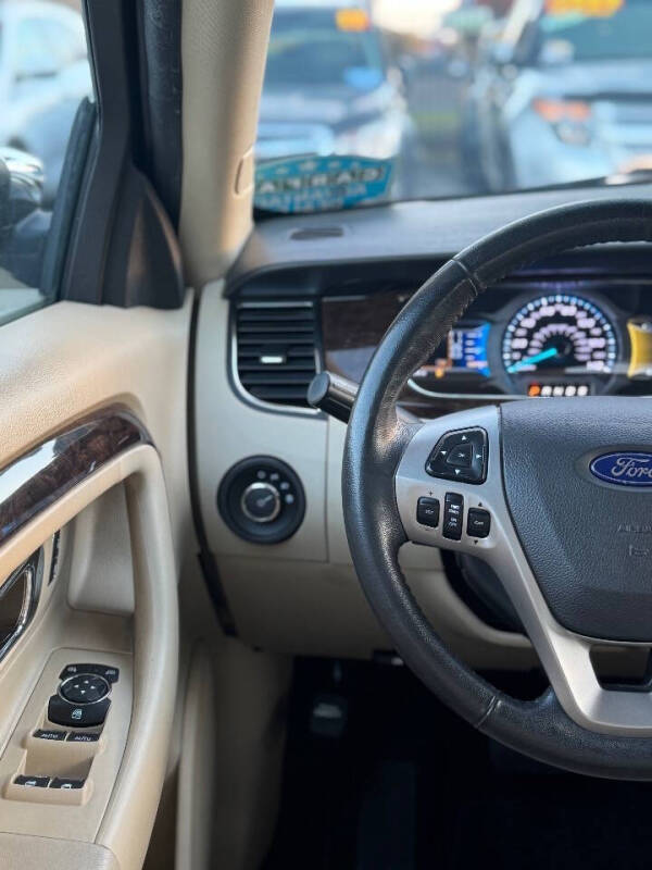 2019 Ford Taurus Limited