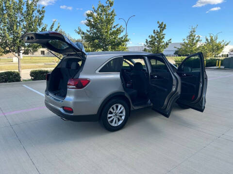2019 Kia Sorento LX V6