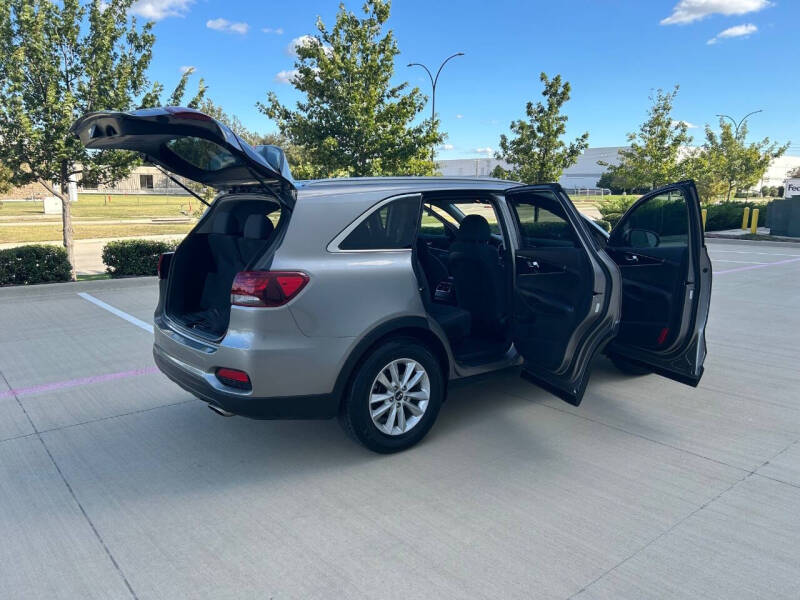 2019 Kia Sorento LX V6