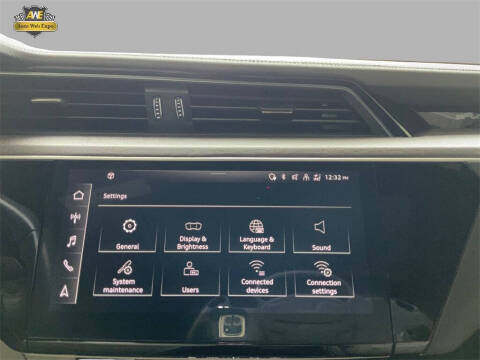 2024 Audi Q8 Sportback e-tron quattro Premium Plus S line