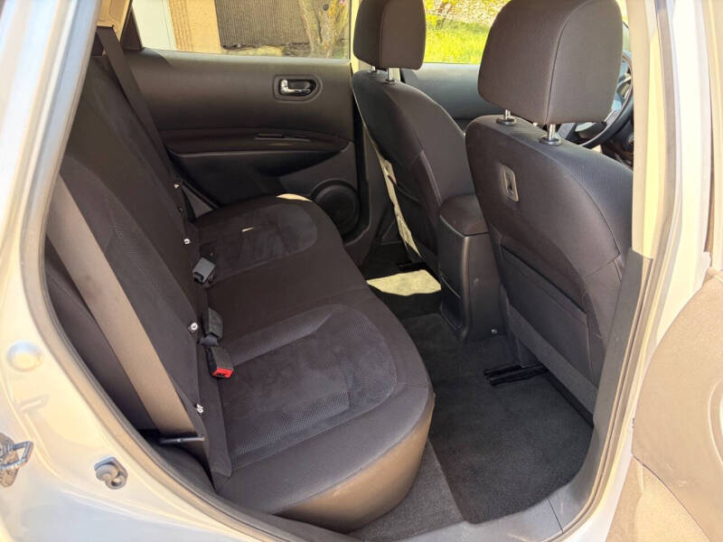 2013 Nissan Rogue SV