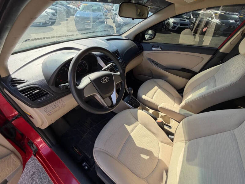 2016 Hyundai Accent SE