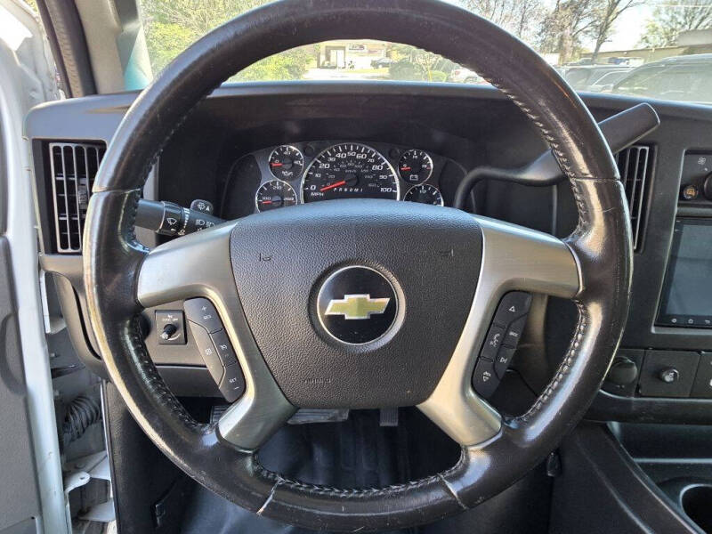 2017 Chevrolet Express 2500