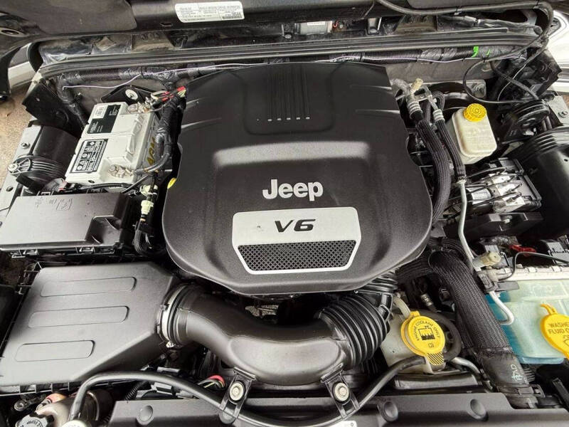 2016 Jeep Wrangler Unlimited Sahara