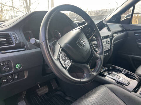 2022 Honda Pilot Black Edition