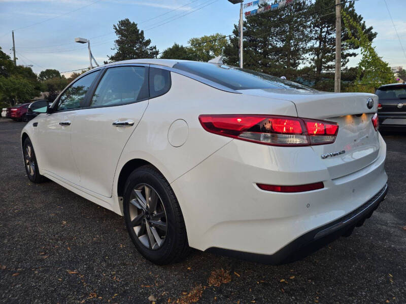 2020 Kia Optima LX