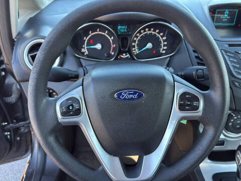 2017 Ford Fiesta SE